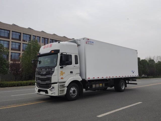 江淮格爾發(fā)A5X，6米8冷藏